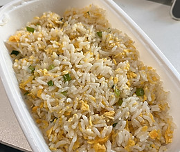 #年饭要飘香，就用外婆乡#蛋炒饭的做法