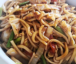 午餐很简单—家常炒面的做法