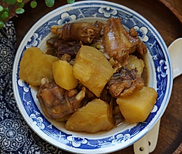 土鸡块炖土豆的做法