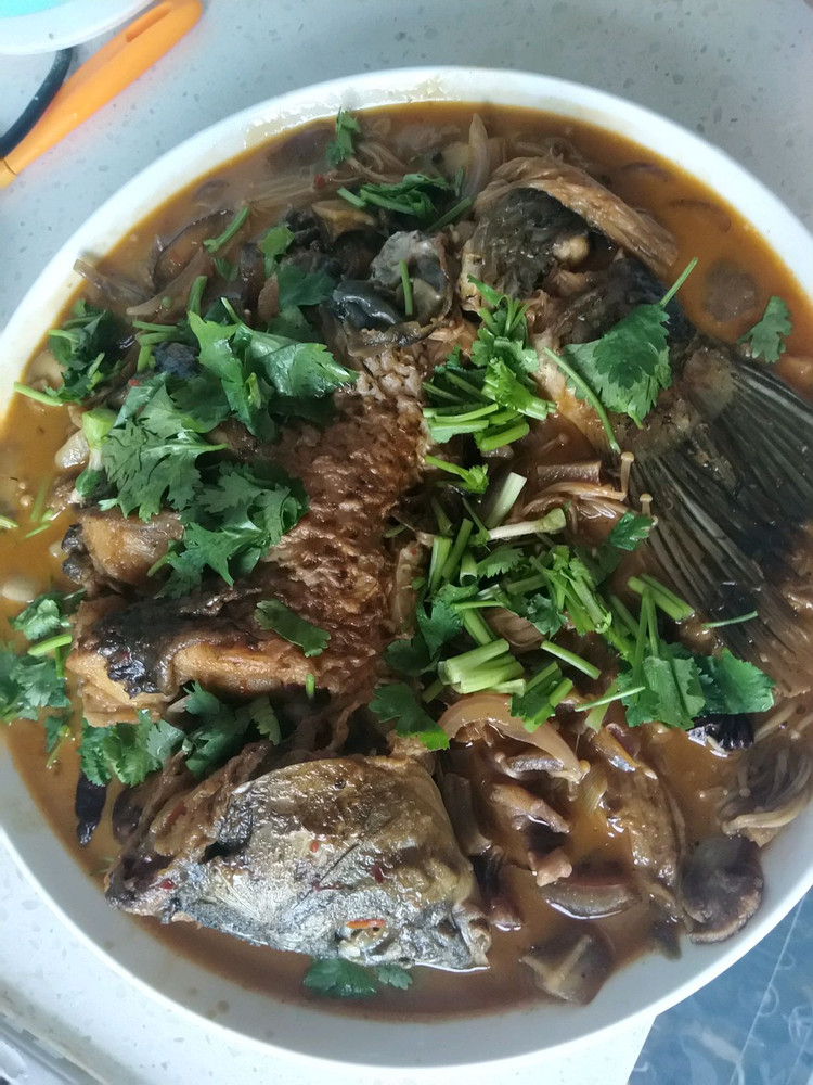 炖鲤鱼的做法
