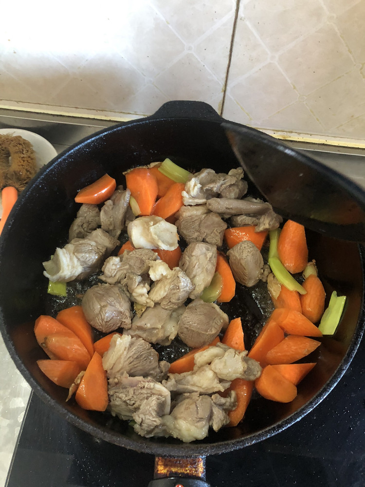 红烧羊腿肉的做法