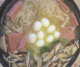鸡汤米线的做法