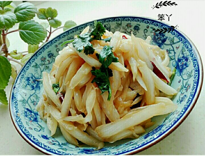 酸辣炒白菜丝的做法