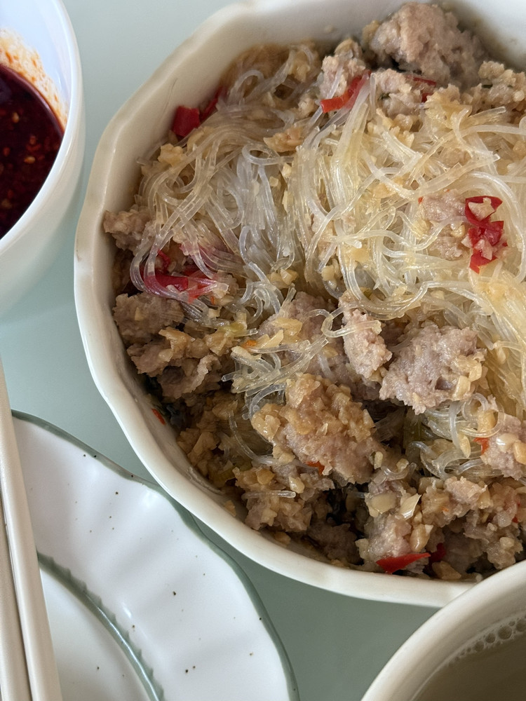 蒜蓉粉丝蒸肉泥的做法