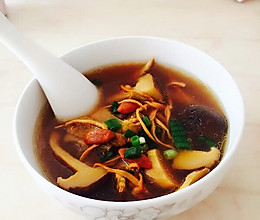 养生菌菇排骨汤的做法