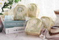 抹茶奶香双色小吐司的做法