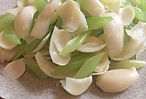 西芹百合的做法