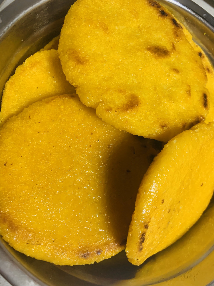 贴饼子的做法
