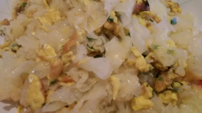 银耳炒鸡蛋的做法