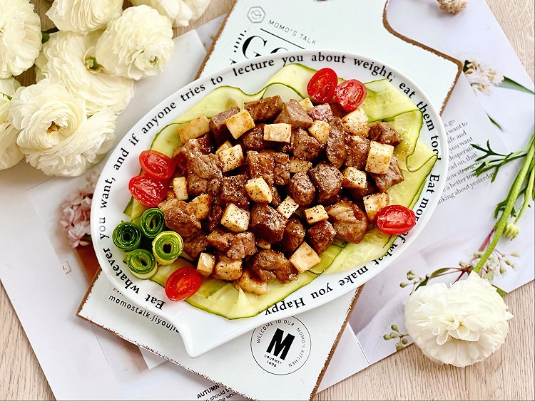 黑椒杏鲍菇牛肉粒的做法