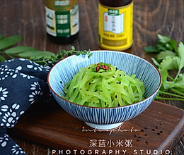 #做饭吧！亲爱的#凉拌清爽莴笋丝的做法