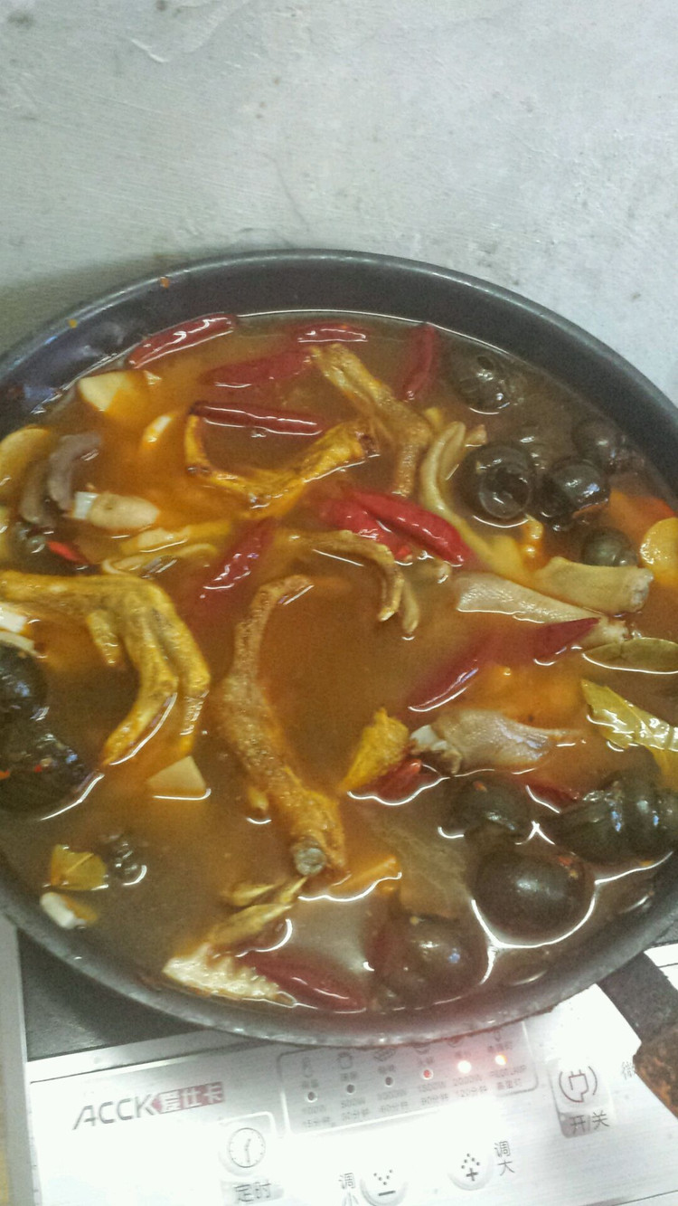 田螺鸭脚（家庭螺蛳粉汤底做法）的做法