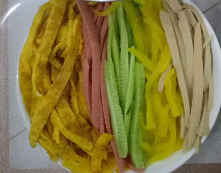 紫菜包饭的做法