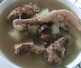 老黄瓜鸡汤的做法