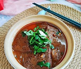 #放假请来我的家乡吃#鸭血粉丝汤的做法