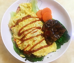 蛋包饭（饭里有惊喜～）的做法