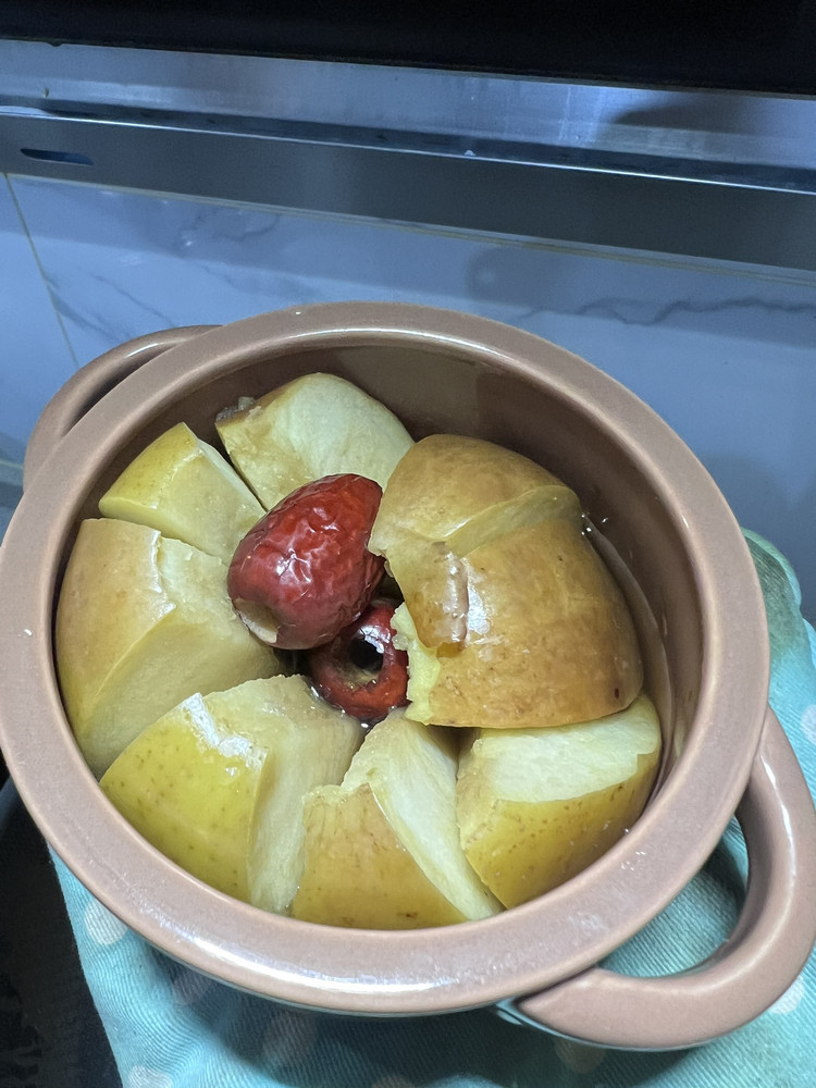 玉容果（蒸苹果）的做法