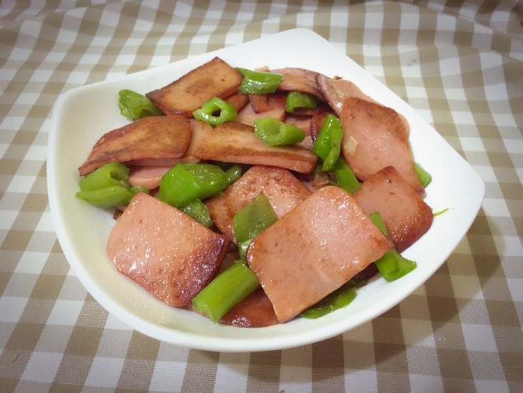 青椒火腿的做法
