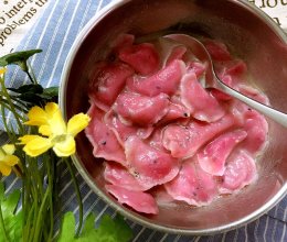 宝宝辅食——火龙果饺子的做法