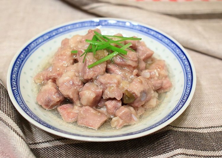 梅子酱蒸排骨的做法