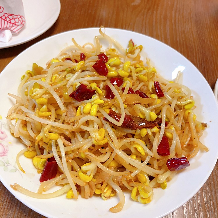 五分钟快手菜干椒黄豆芽的做法