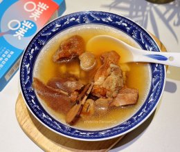 牛大力土茯苓云苓猪骨汤的做法