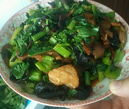 芹菜肉丝 芹菜炒肉 芹菜的做法