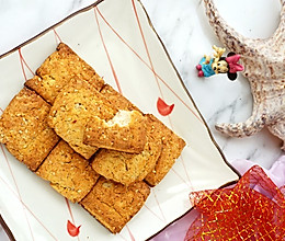 #春日时令，美味尝鲜# 菠萝蜜核芝麻司康的做法