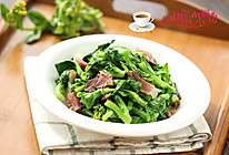 腊肉炒白菜苔#舌尖上的春宴#的做法