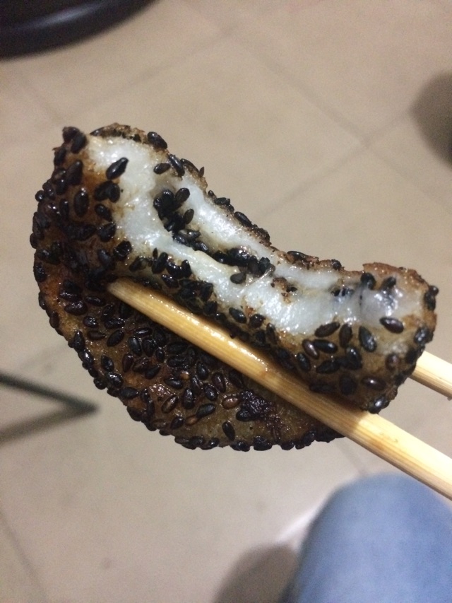 芝麻糯米球的做法