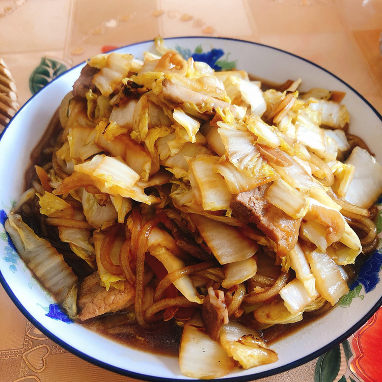 五花肉白菜炖粉条的做法