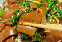 #加油 阿根廷#辣炒鸭血，鲜辣香嫩就在这一道！的做法