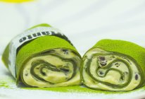 网红毛巾卷原来是千层蛋糕加班戟，等你下课一起吃的做法