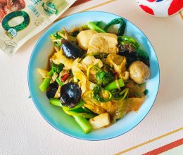 夏日必吃—麻辣香锅家庭版，快手又简单的做法