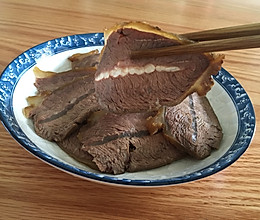 卤牛腱子肉的做法
