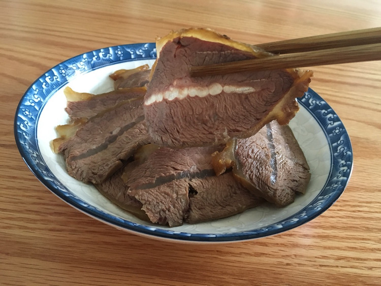 卤牛腱子肉的做法