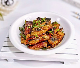 泡菜挪威青花鱼的做法