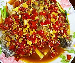 #晒出你的中秋团圆饭#鸦片鱼#剁椒鸦片鱼头的做法