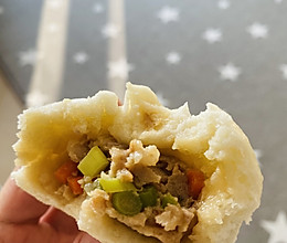 【独家】鲜美多汁的蒜苔海米包子的做法