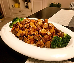 杏鲍菇牛肉粒的做法