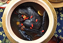 红枣枸杞桂圆莲子乌鸡汤的做法