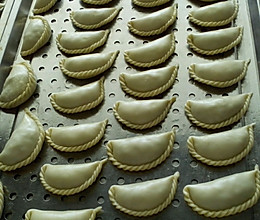 韭菜合子的做法