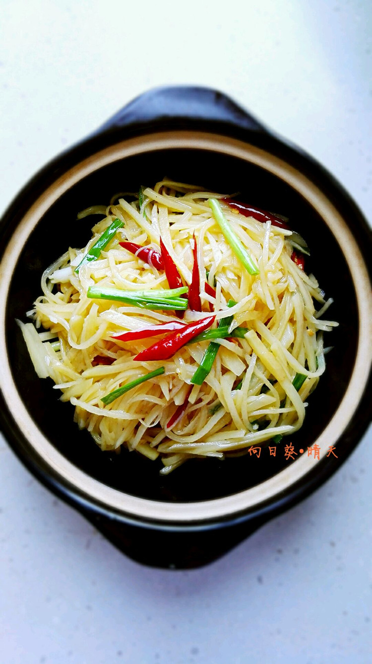 开胃菜～醋溜土豆丝的做法