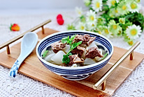 #我们约饭吧#牛腩炖萝卜的做法