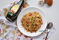 蟹黄蒜香黄油炒饭的做法