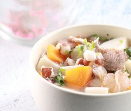 百合芡实香芋煲的做法