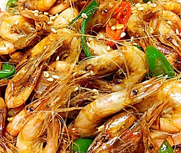 油爆小河虾的做法