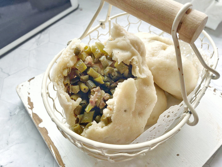 简单好吃的酸豆角包子的做法