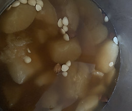 苹果雪梨无花果煲瘦肉的做法