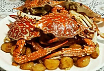 金蒜豆酱焗蟹的做法